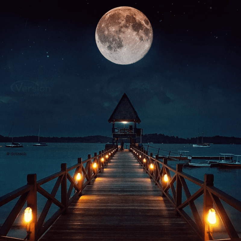beautiful moon images for whatsapp dp